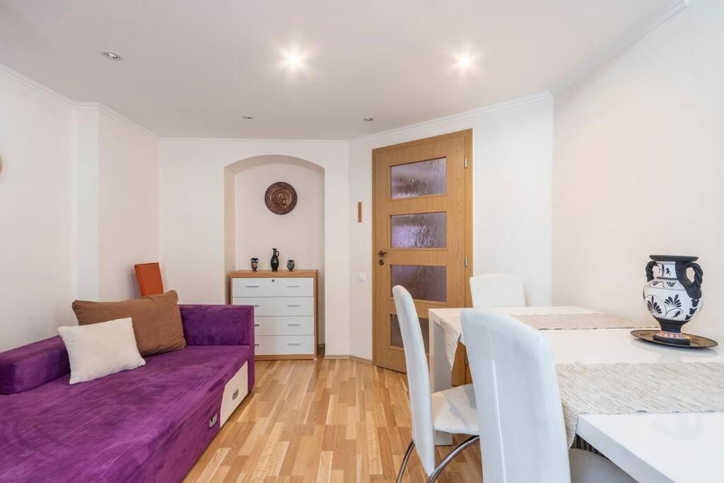 Apartment On Masaryka 39 Karlovy Vary Ngoại thất bức ảnh